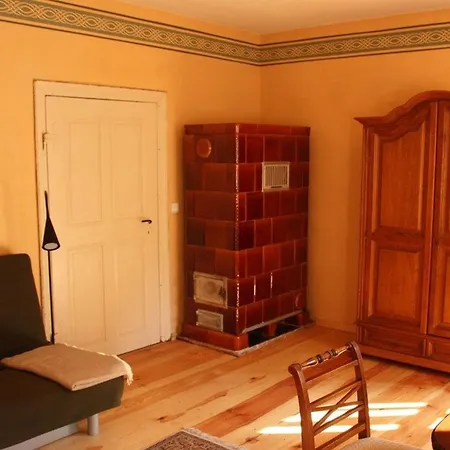 Am Roten Schloss * Glashutte (Brandenburg)