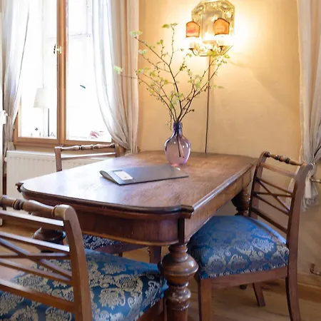 Am Roten Schloss Apartmán *