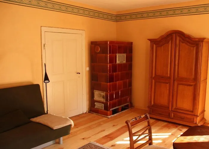 Am Roten Schloss * Glashutte (Brandenburg)